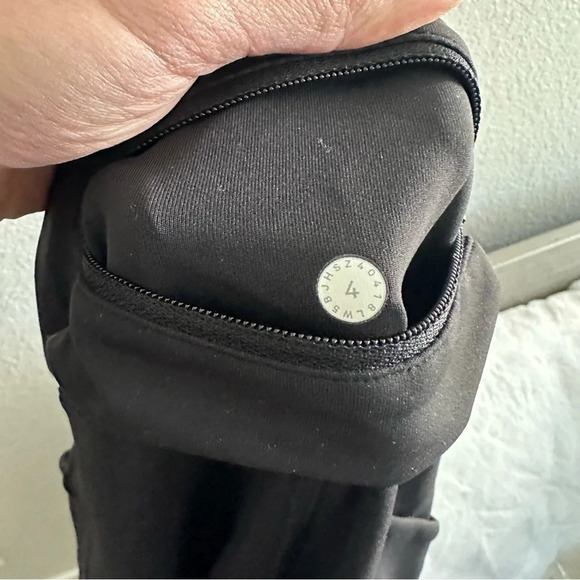 Lululemon Speed Up Tight *Full-On Luxtreme - Picture 11 of 11